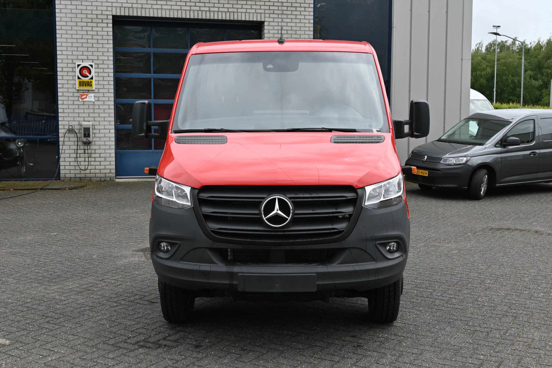Mercedes-Benz Sprinter 2025 - 519 CDI 4x4 L3 AWD Chassis cabine Bild 2