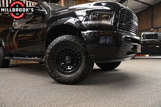 Dodge Ram 2016 - 2500 limited 6.7L Cummins Black Edition obrazek 5