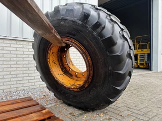Dunlop N/A - Used 555/70R24 EM Dunlop wheel for Ahlmann wheelloader изображение 11
