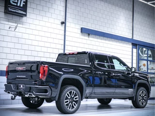 GMC Sierra 2024 - 1500 AT4 obrazek 3