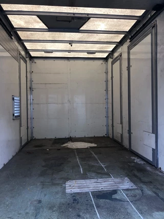 VAN N/A - Gesloten Laadbak 412 x 250 x200 cm. Licht-doorlatend dak , links en rechts deuren, achter schuifdeur. obrazek 3