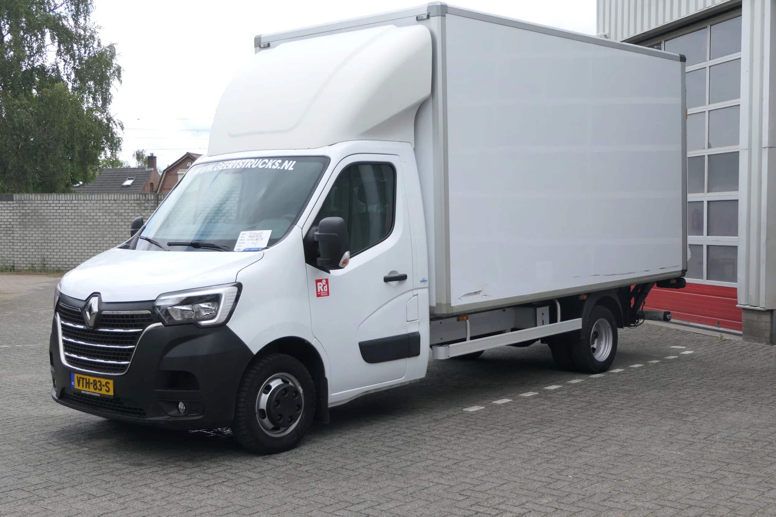 Renault Master 2023 - | Double wheels | 375617Km | 2023 | Taillift 750Kg | Manual gearbox | Euro6-E | 4X2 | TUV/MOT/APK 01-2027 | NL-Van изображение 4