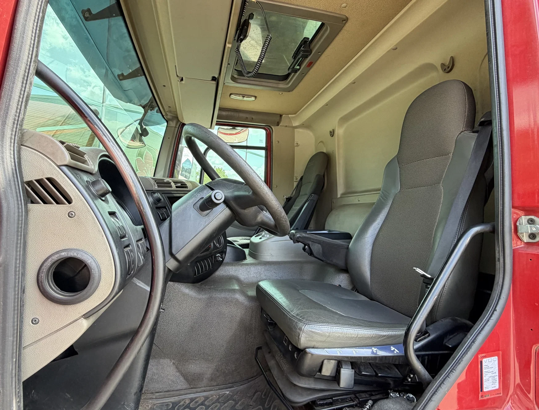 DAF CF 75.310 2012 - EURO 5 FT BURGERS BOX TAIL LIFT AIRCO SUPER CONDITION NL-TRUCK afbeelding 7