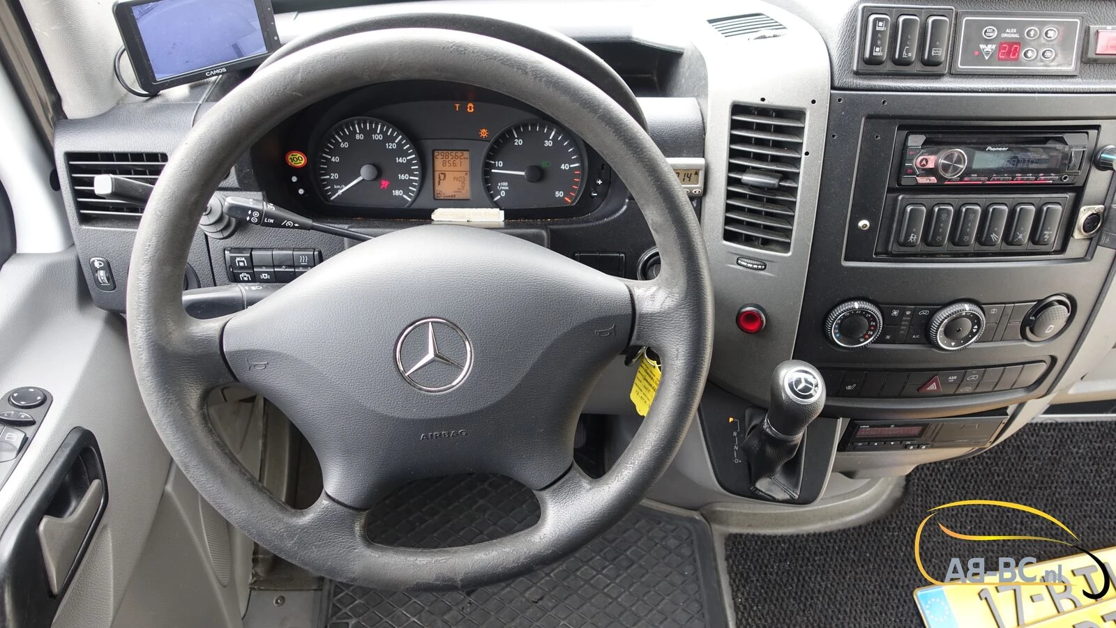 Mercedes-Benz Sprinter 2015 - Altas 17 Seats EURO 6 изображение 30
