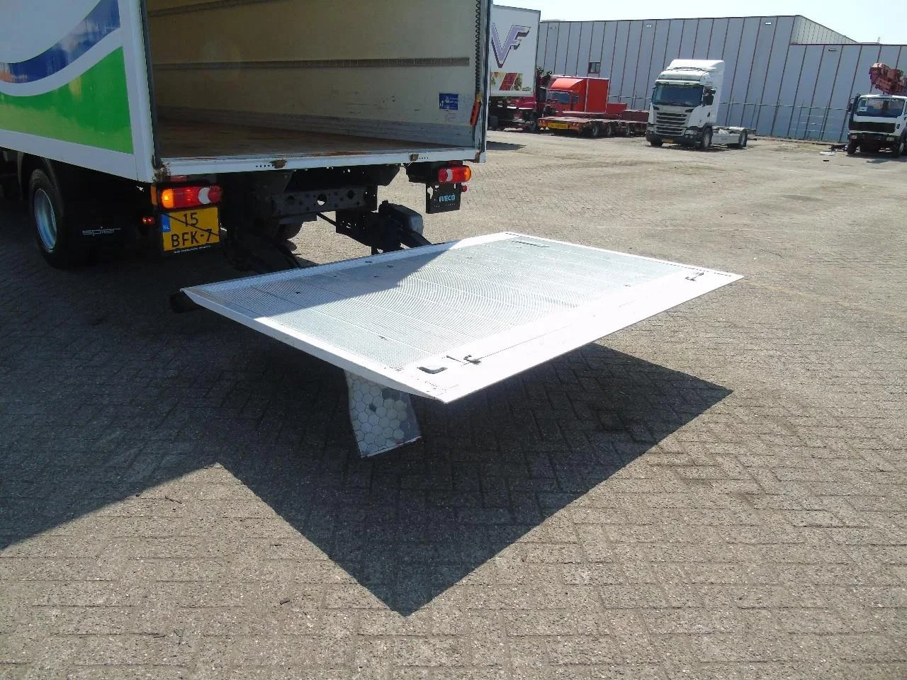 Iveco ML 75 2011 image 11