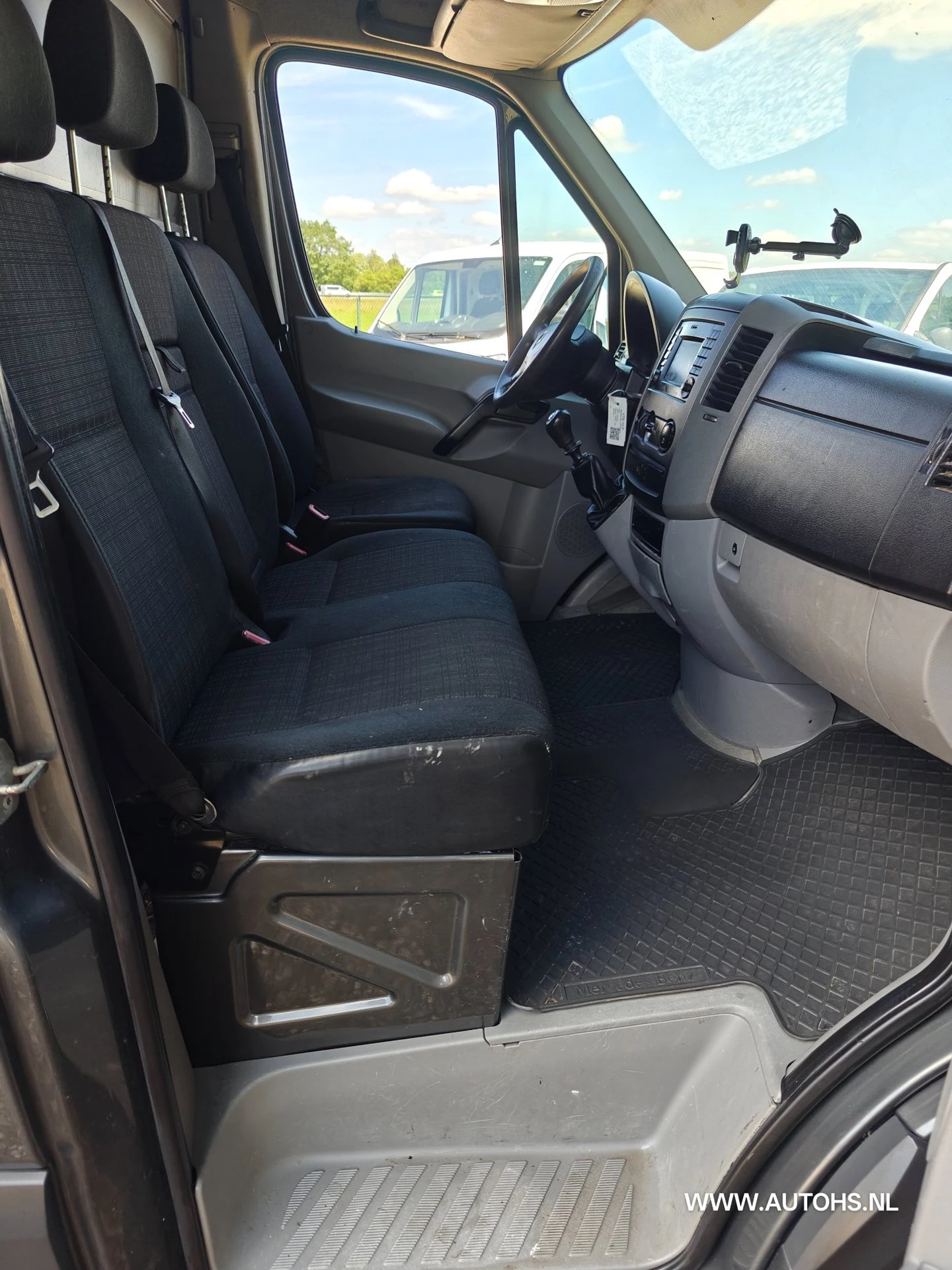 Mercedes-Benz Sprinter 2013 - 2.2 CDI , Apk Feb. 2027 , Camera , 3 persoons , leuke werkbus. image 18