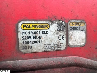 Iveco Trakker 2018 - 360 6x4, EURO 6, Palfinger, Remote image 12