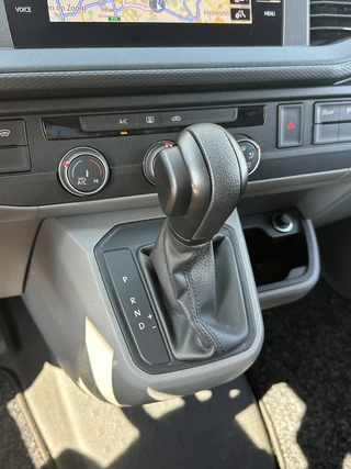 Volkswagen Transporter 2021 - 2.0 TDI L2H1 Highline Automaat|Navi|Carplay|Camera image 10