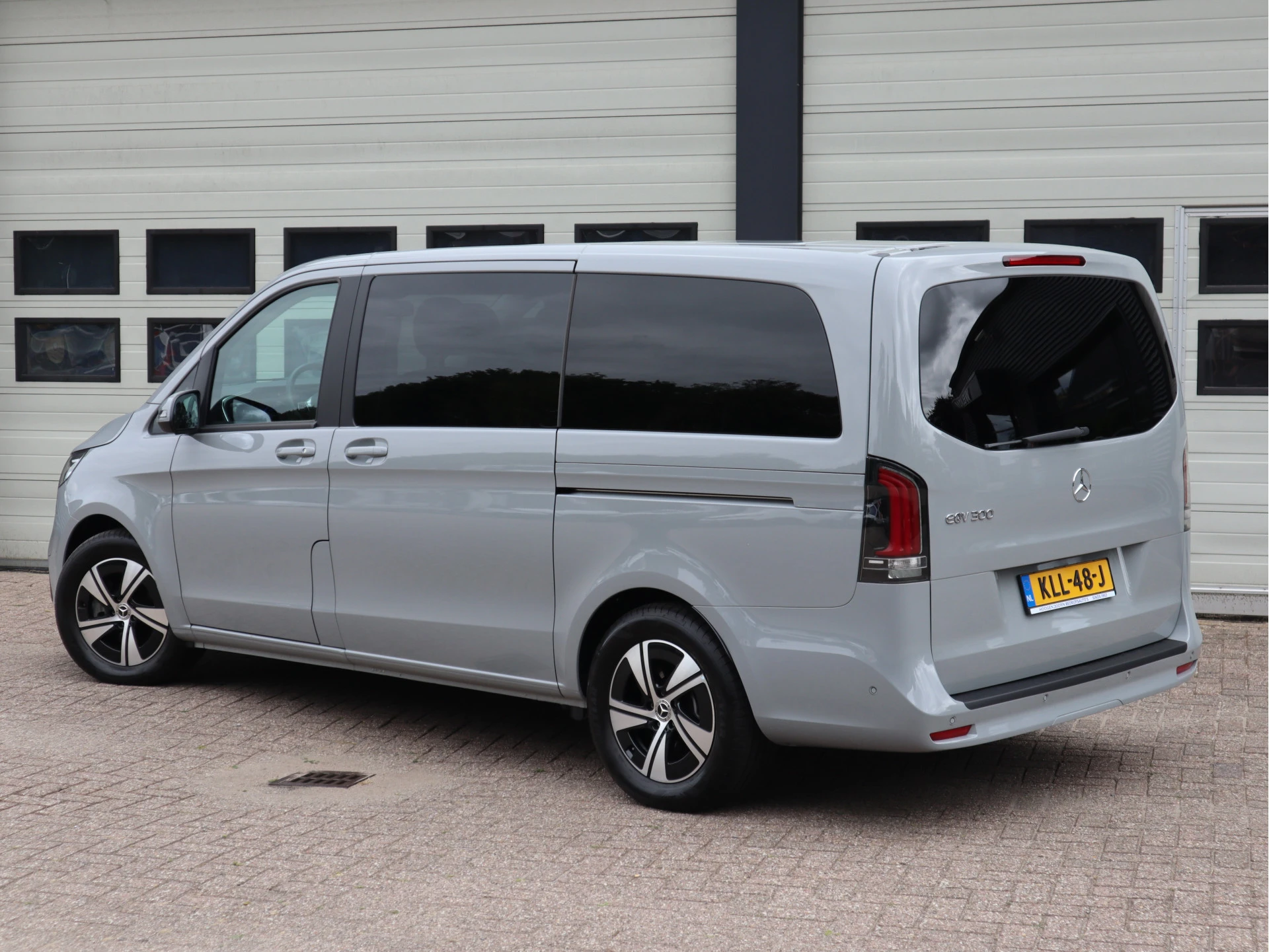 Mercedes-Benz EQV 2024 - 300 90 kWh L2 - 8 Persoons 2+3+3 - Facelift afbeelding 6