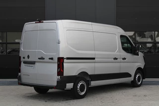 Renault Master 2024 - T35 2.0 dCi 170pk L2H2 Extra - Navigatie - Camera - 270 gr deuren - Parkeersensoren - Draadloos laden - Rijklaar image 5