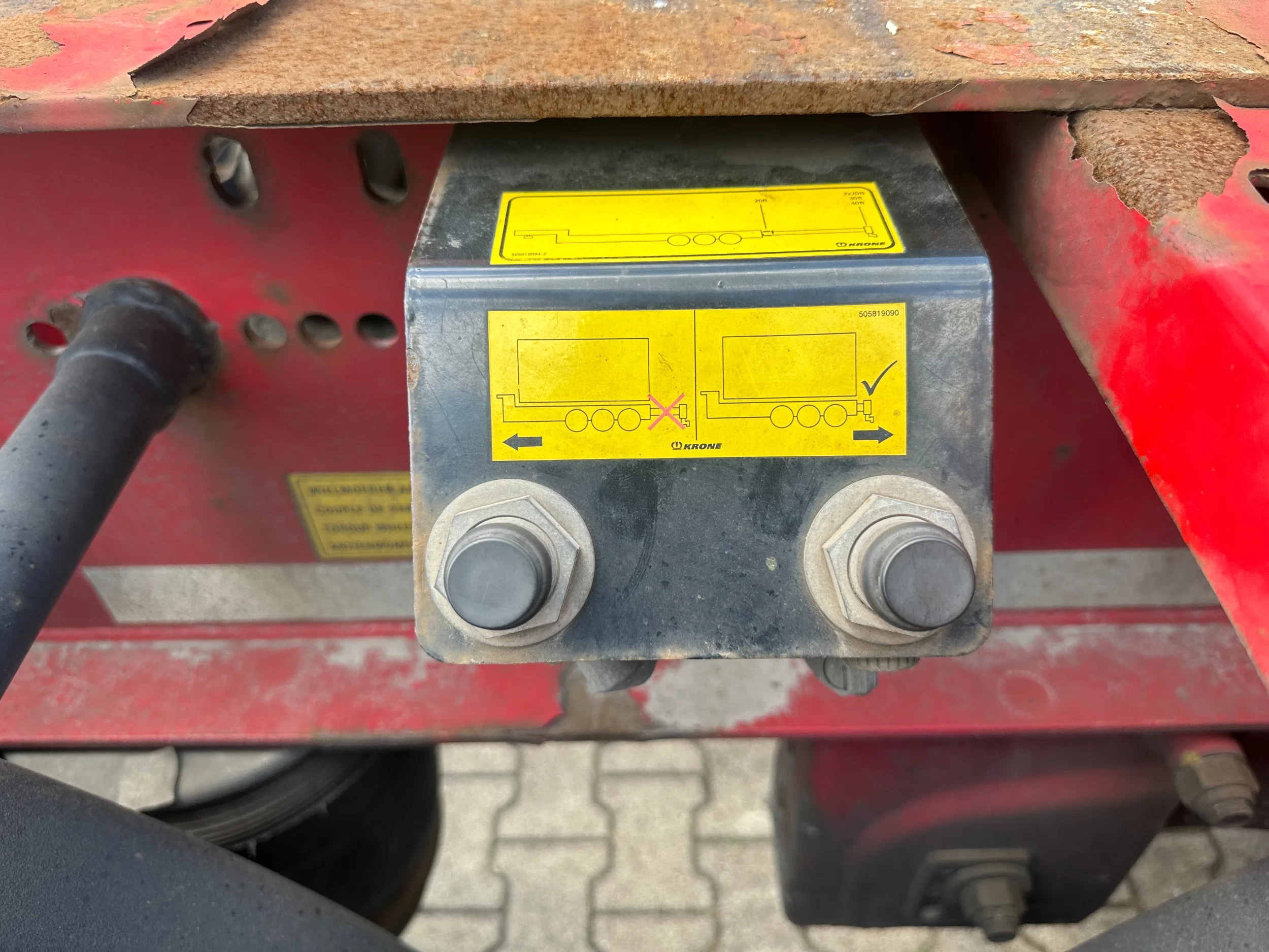Krone 2015 - 40FT HIGH CUBE / BPW / DRUMBRAKES / NL-CHASSIS afbeelding 25