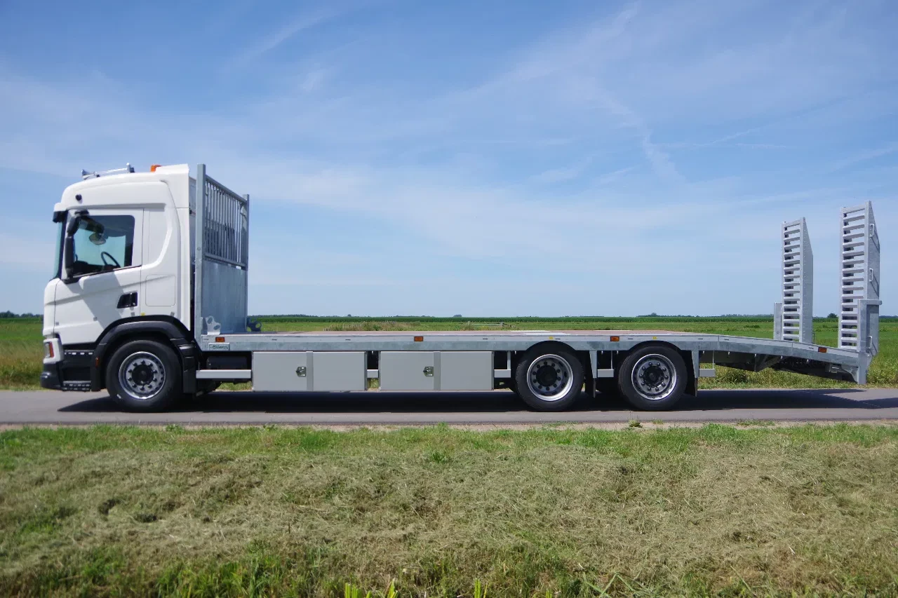 Scania P 2025 - P280 oprijwagen 29-85 Veldhuizen afbeelding 2
