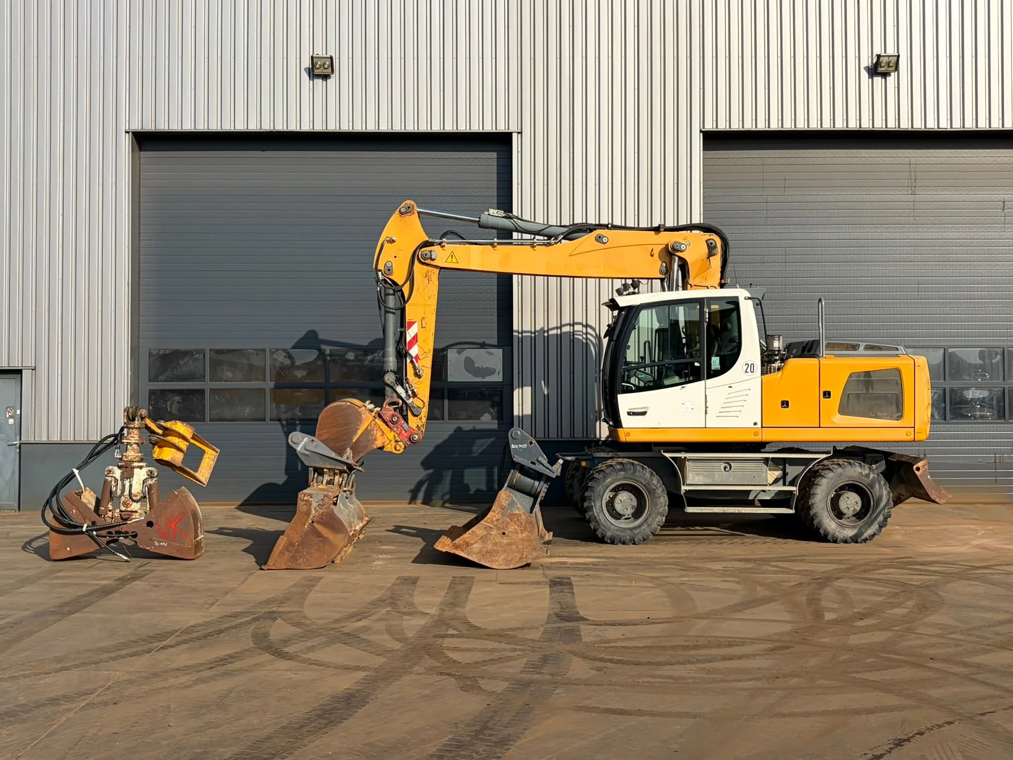 Liebherr A920 Litronic 2013 изображение 1