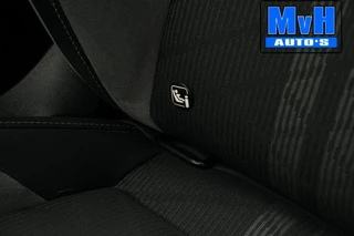Volkswagen Golf 2020 - 1.5 eTSI R-Line|SPORTSTOEL|LUXE|LED| image 59