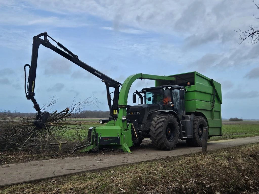 JCB 2021 - Fastrac 4220 met container afbeelding 15
