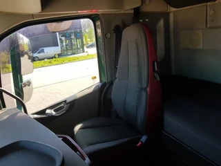 Volvo FH 2015 - 500 8x2 Euro 6 Netherlands truck zdjecie 14