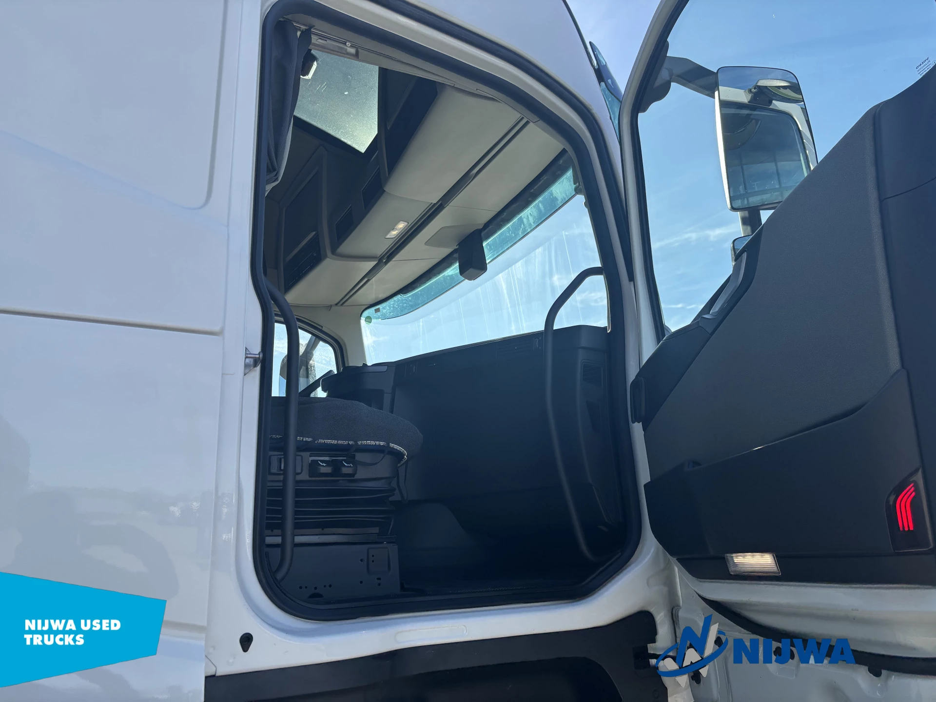 Volvo FH 2024 - 460 6x2/4 I-Save + Achteruitrijcamera Bild 16