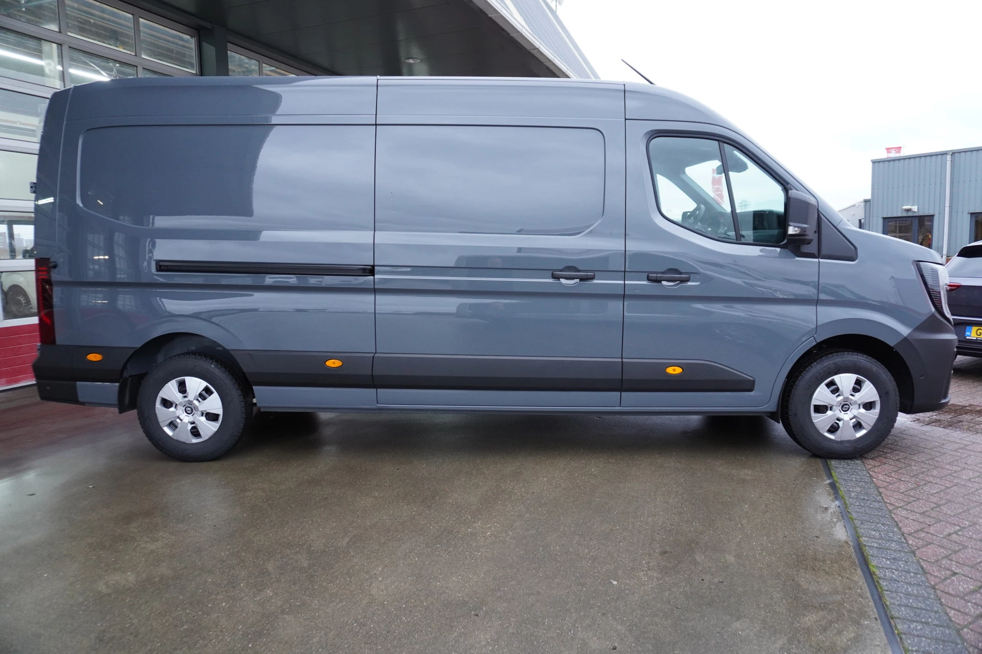 Renault Master 2024 - T35 2.0 dCi 170PK L3H2 Extra Schuifdeur L/R image 3