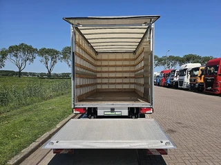 Mercedes-Benz Sprinter 2023 - 315 obrazek 12