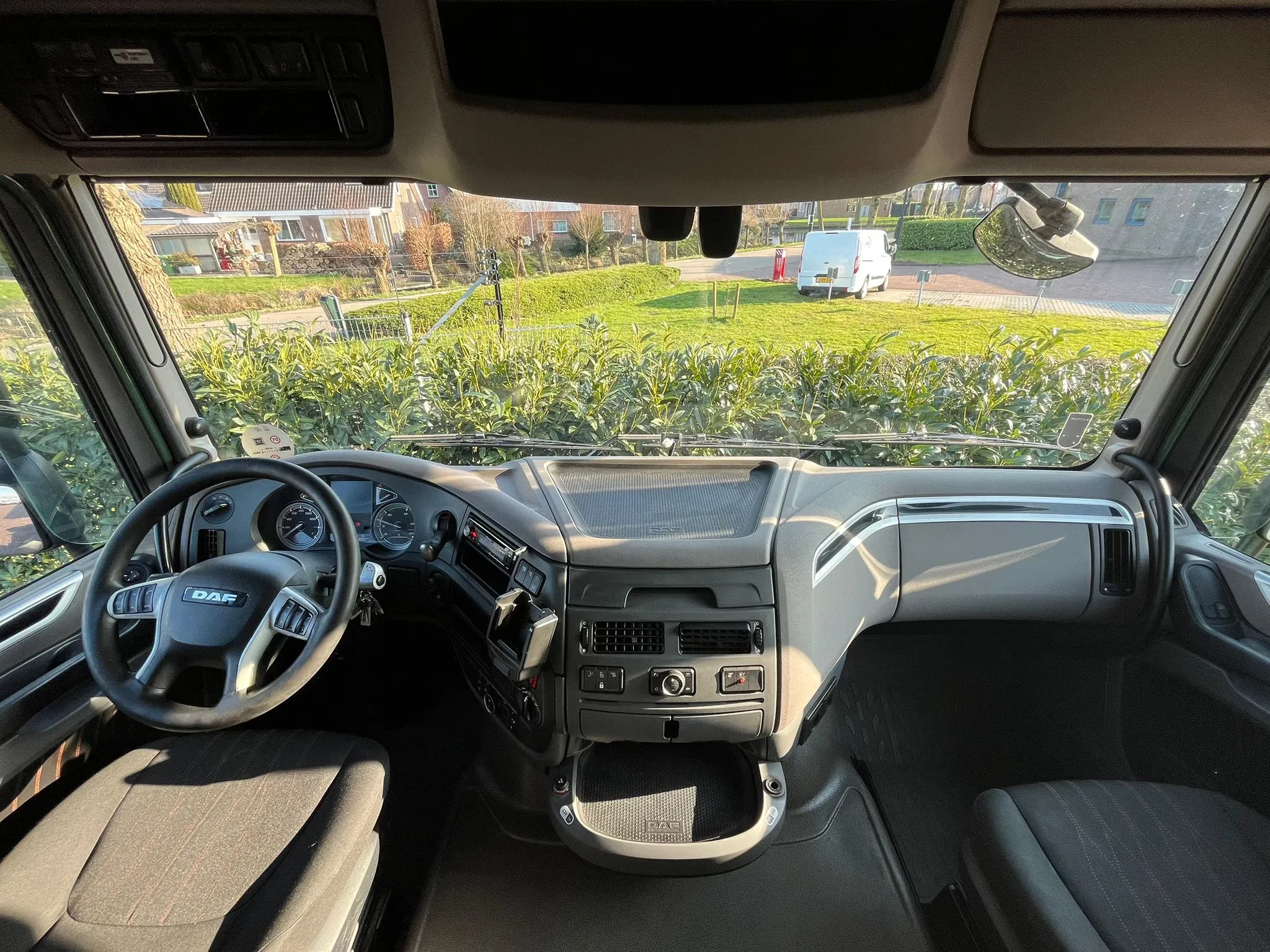 DAF XF 450 2018 - FT Lowdeck Bild 15
