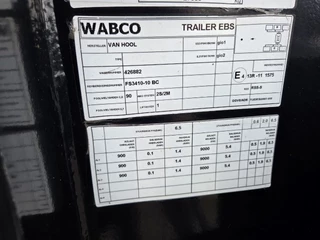 Van Hool 3-ASSIGE OPLEGGER 2017 - A3C002  20/30 FT ADR trailer. image 12