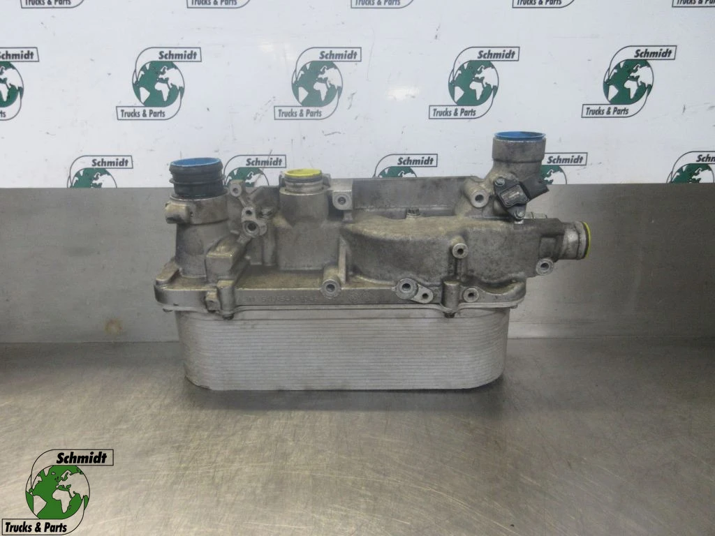 MAN - 51.09500-6005 // 12.250 EURO 5 EEV OLIEKOELEN afbeelding 1