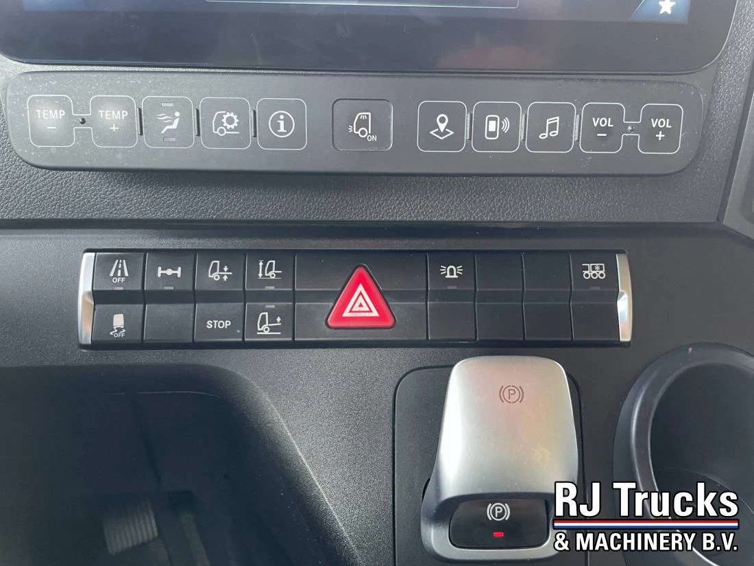 Mercedes-Benz Actros 2020 - 1845 Gigaspace - SoloStar | MirrorCam | VOITH Retarder | NL Truck image 30