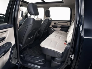 Dodge Ram 1500 2020 - 5.7 V8 4x4 Crew Cab Limited | Multifuncionele tailgate | Trekhaak 13-polig obrazek 18