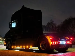 Scania T 2002 - T164-580 V8 Topline 4x2 - Original Torpedo/Hauber - Retarder - 4.70 WB - PTO/Hydraulic - Light bar - Leather seats obrazek 49