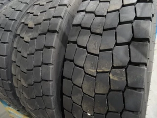 - Geen producent - N/A - MICHELIN 315/80 bild 2