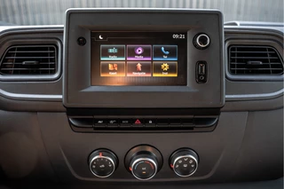 Renault Master 2023 - 2.3dCi | Bakwagen met Laadklep | LED | Carplay | Camera | Cruise zdjecie 20