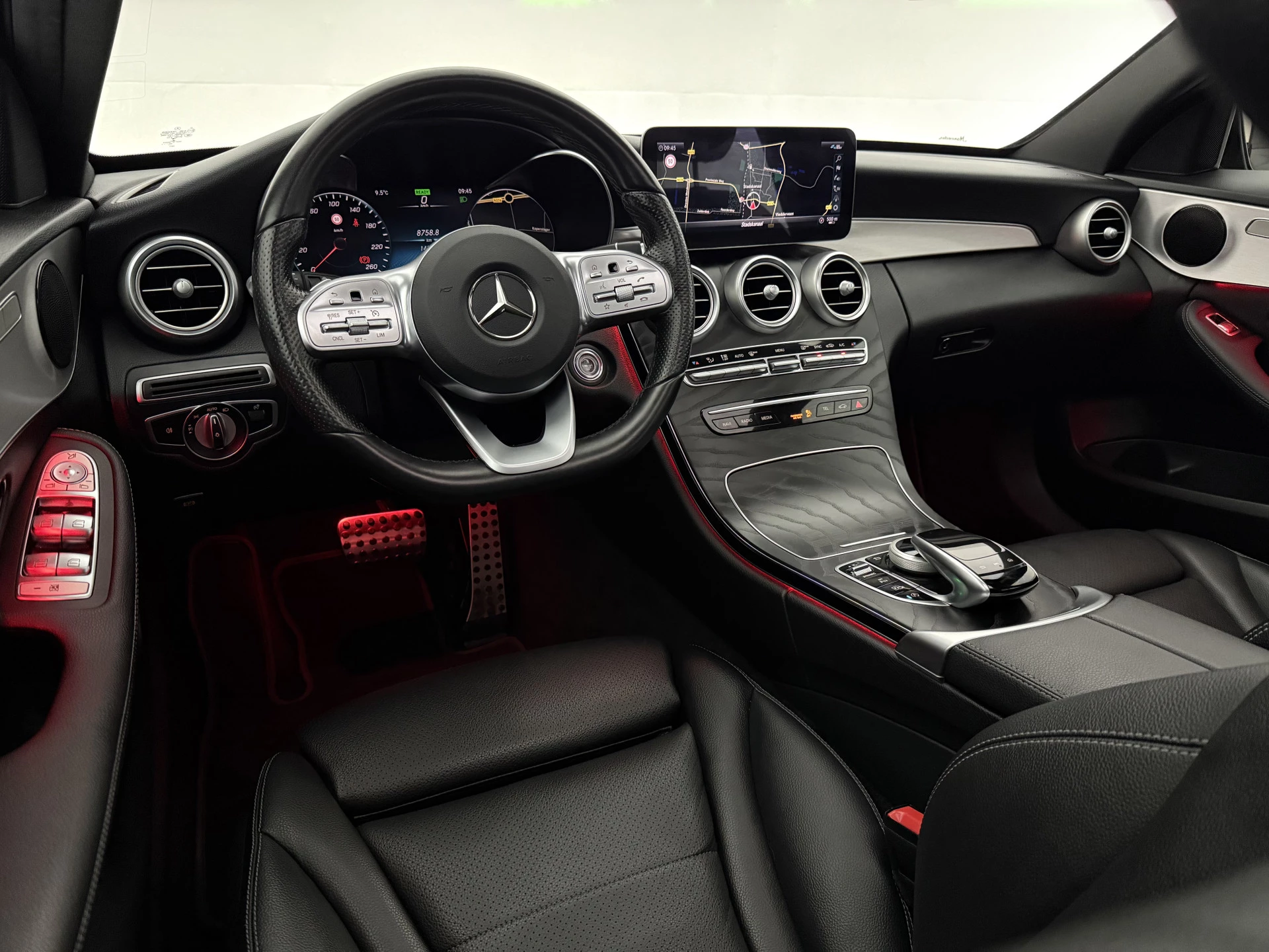 Mercedes-Benz C-Klasse 2020 - 200 Business Solution AMG 184PK afbeelding 14