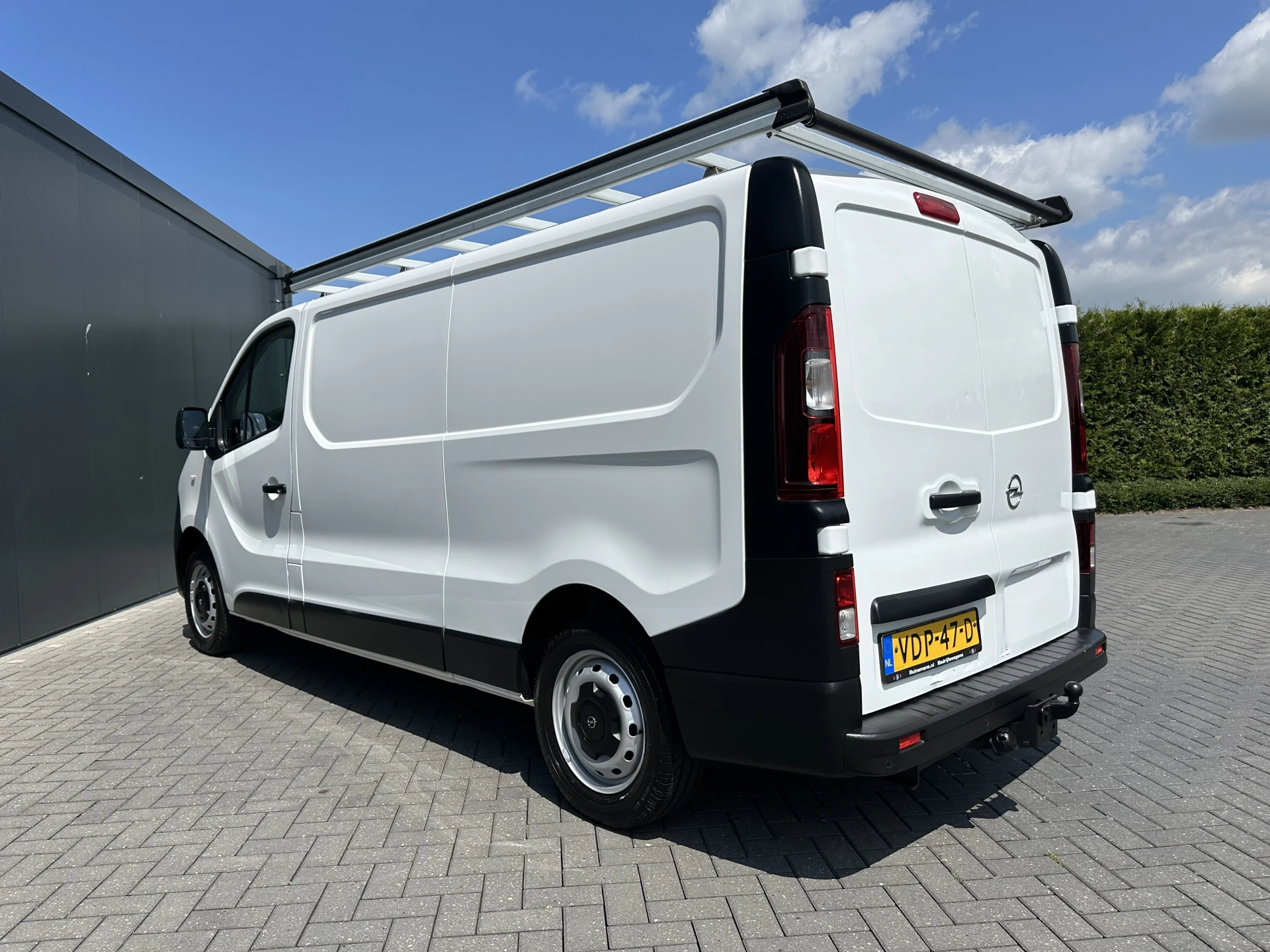 Opel Vivaro 2019 - 1.6 CDTI 122 PK E6 / L2H1 / IMPERIAAL / TREKHAAK / 3 ZITS / AIRCO / NAVI / CRUISE afbeelding 5