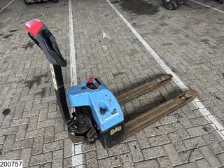 HanseLifter 2016 - Hubwagen 1500 kg, 0,8 kW, 2016 afbeelding 3 miniatuur