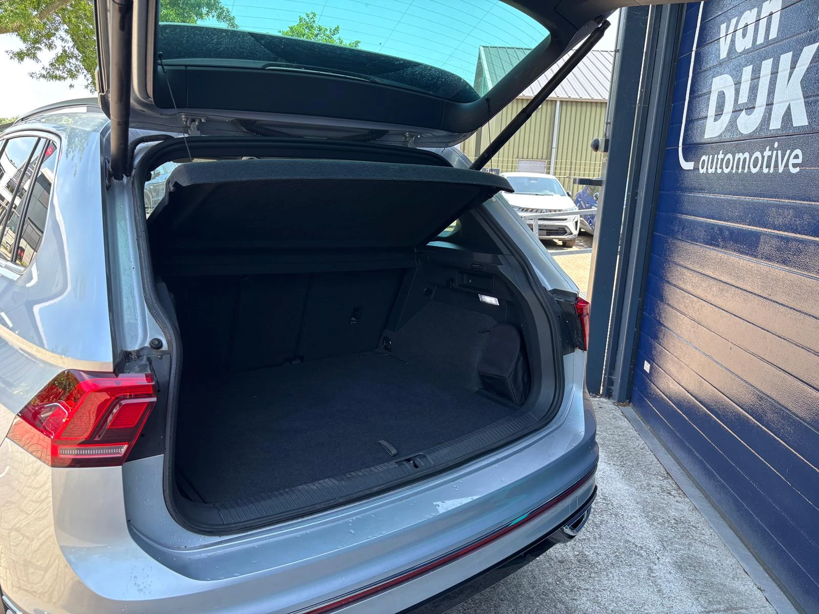 Volkswagen Tiguan 2022 - 1.4 TSI eHybrid R-Line afbeelding 22