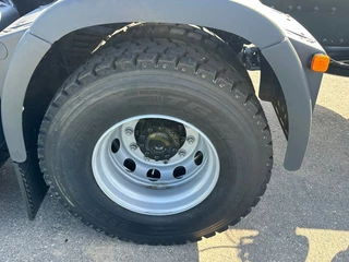 MAN TGS 2023 - 33.400 BB SA 6x4 Manual imagem 13