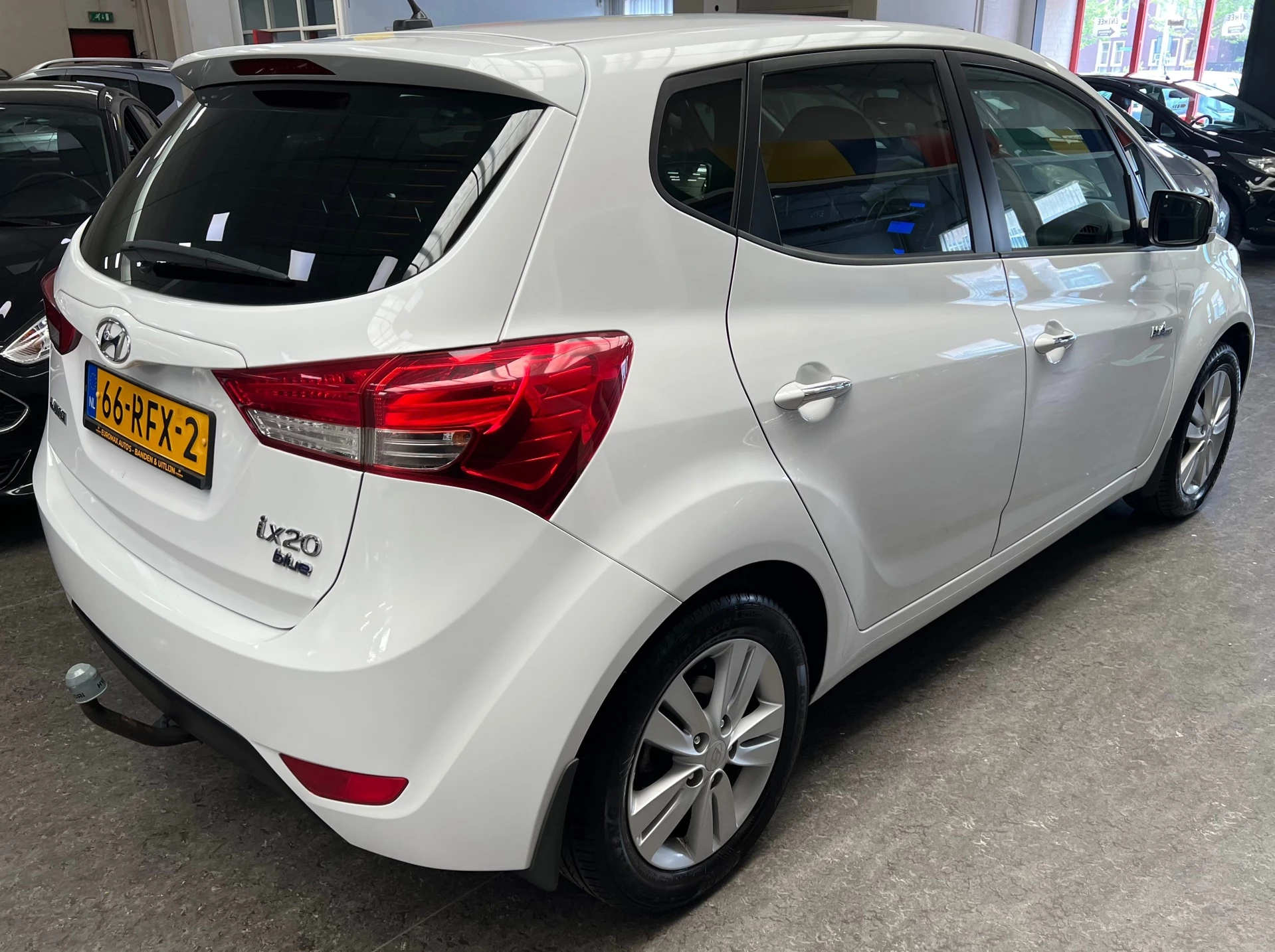 Hyundai ix20 2011 - 1.6i i-Vision 2e Eigenaar | NAP | Airco | Cruise Control | Trekhaak afbeelding 2