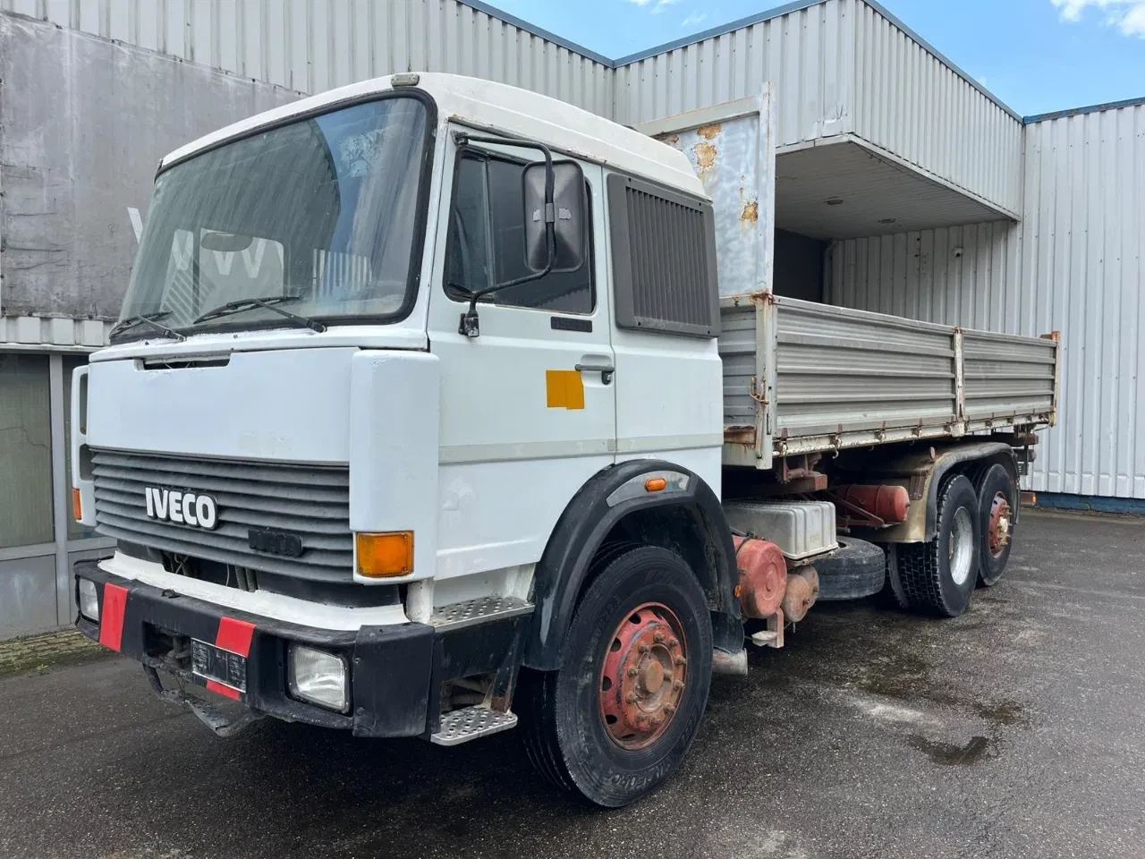 Iveco Turbostar 1989 - 190-38 , 6x2 , V8 Watercooling , 3 Way Tipper , Spring Suspension , Manual zdjęcie 4