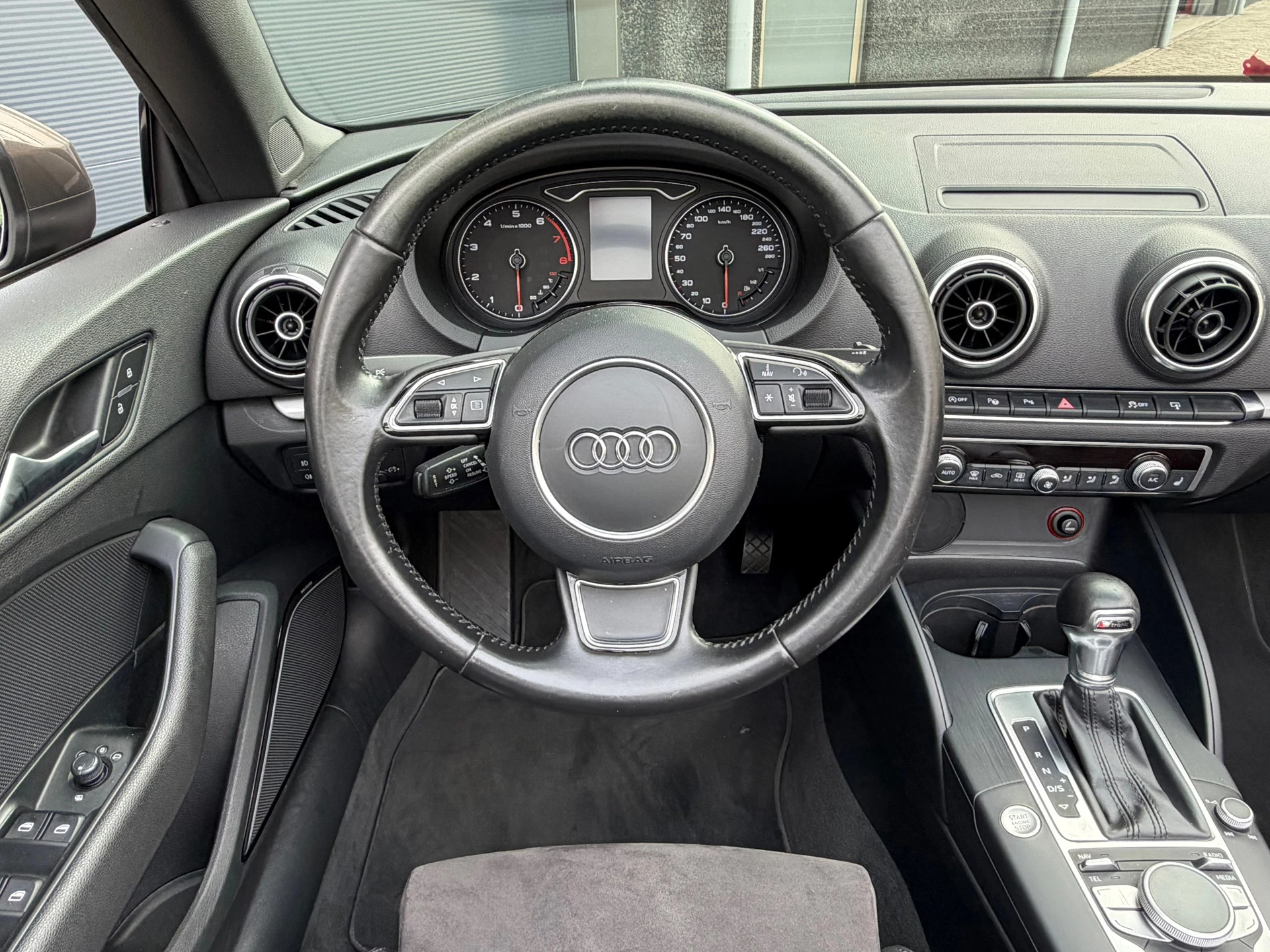 Audi A3 2015 - 1.4 TFSI Amb. Pro Line S bj.2015 Autom|Navi|Zeer mooi. afbeelding 17