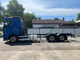 Volvo FH 2018 - 500 6x2 Chassis ADR, Hydraulik, Retarder, Lenkachse, Alcoa image 2 thumbnail