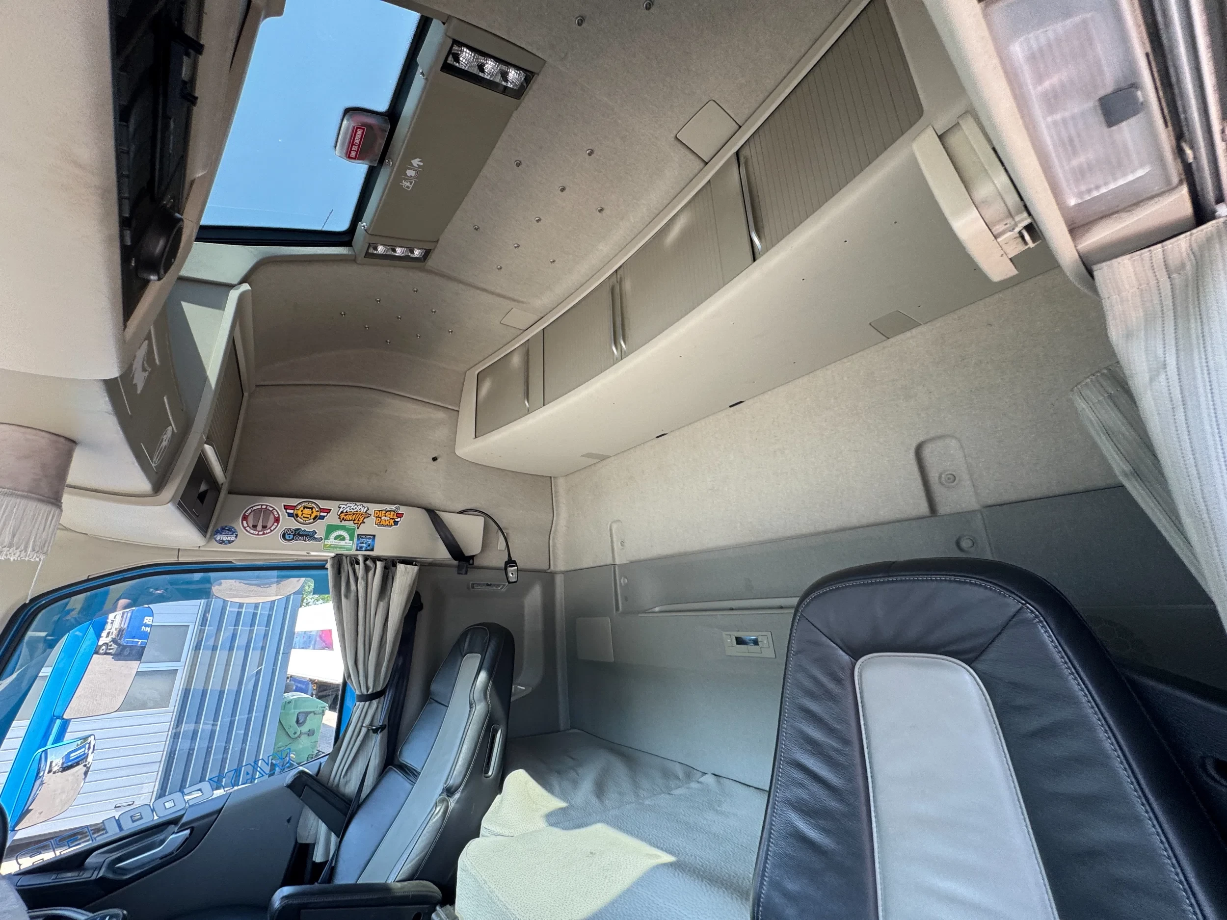 Volvo FH 2020 - 540 6x2 Chassis Retarder WB 4.80 Full Air Euro 6D obrázek 17