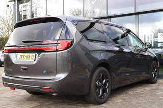 Chrysler Pacifica 2023 - 3.6i V6 Hybrid LIMITED S PHEV 7 - Persoons / Plug In Hybrid afbeelding 20