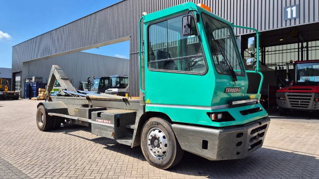 Terberg 2015 - YT182CC afbeelding 1