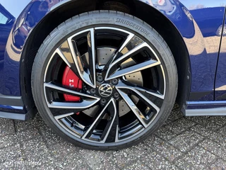 Volkswagen Golf 2022 - 8 2.0 TSI GTI DSG Clubsport 300 PK Navi Pano image 21