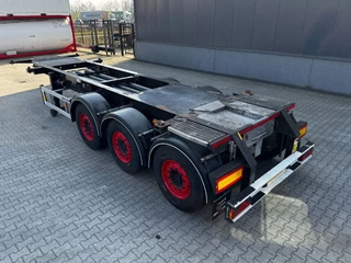 Burg N/A 2008 - 20FT/3-axles, SAF INTRADISC, ADR (EXII, EXII, FL, AT), 2x LIFTAXLE, NL-Chassis image 5