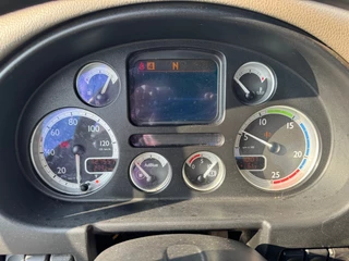 DAF 85 2008 - 85CF 360 6X4 EURO 5 / MANUAL изображение 12