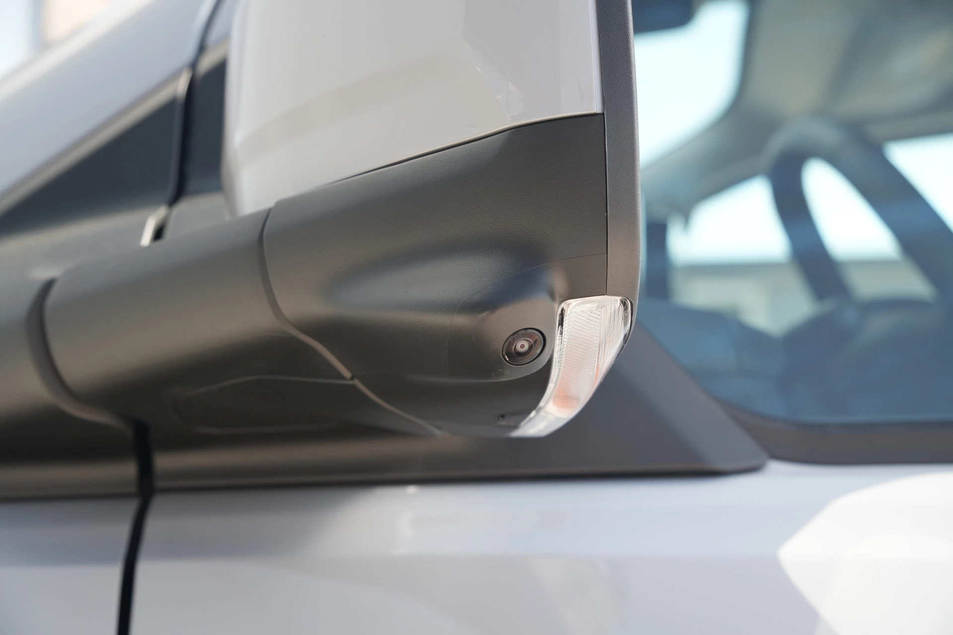 Ford E-Transit Custom 2026 - 340 L2H1 Limited 71 kWh 218pk - 2x Schuifdeur - AGR Bestuurdersstoel - Trekhaak - ACC - B&O - Navi - Stoel/Stuurverwarming - 360 Camera - Blindspot - Rijklaar obrázek 39