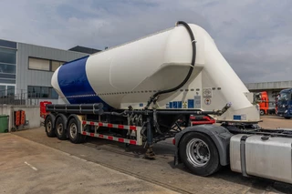 FELDBINDER N/A 2011 - EUT 40.3- 40.000 L CEMENT/CIMENT/ZEMENT image 7