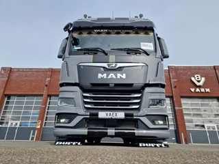 MAN TGX 2026 - 18.520 GX - New - D30 - Retarder - Night clima - Alcoa - Show truck - imagen 47