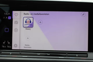 Volkswagen Golf 2020 - 1.5 eTSI Style PANORAMADAK MEMORY ACC SFEER CARPLAY obrazek 22